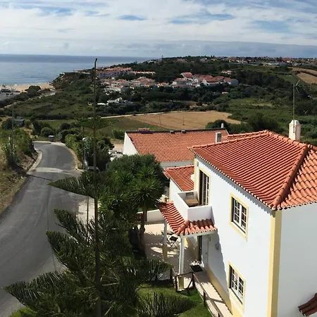 Coworksurf - Dos Irmaos Affittacamere Ericeira