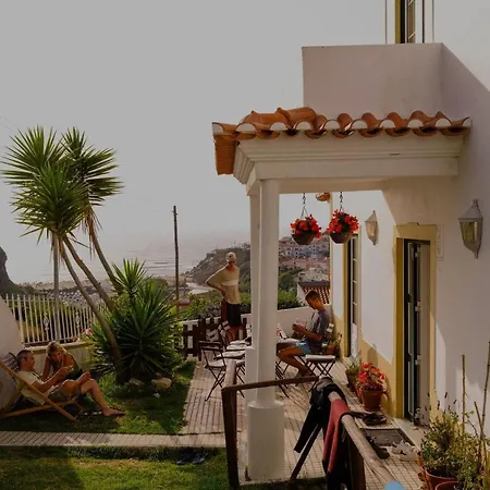 Coworksurf - Dos Irmaos